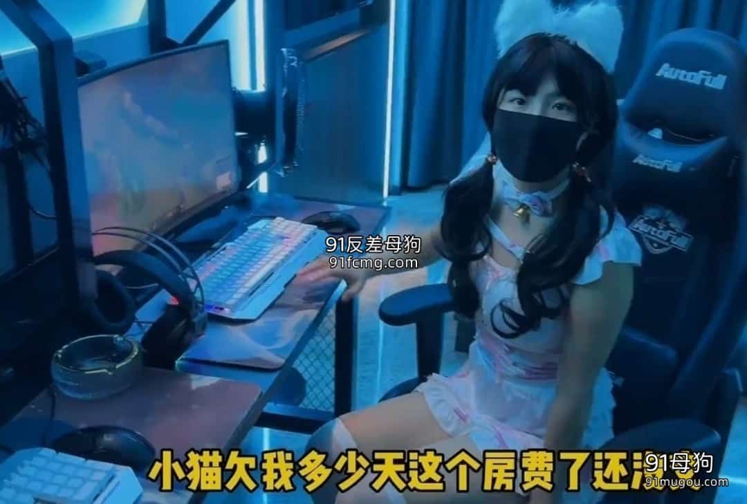 泳池户外露出，家里猛烈中出.mp4